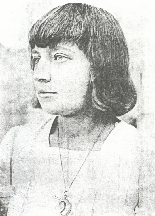 Portrait of Marina Tsvetaeva (1913)